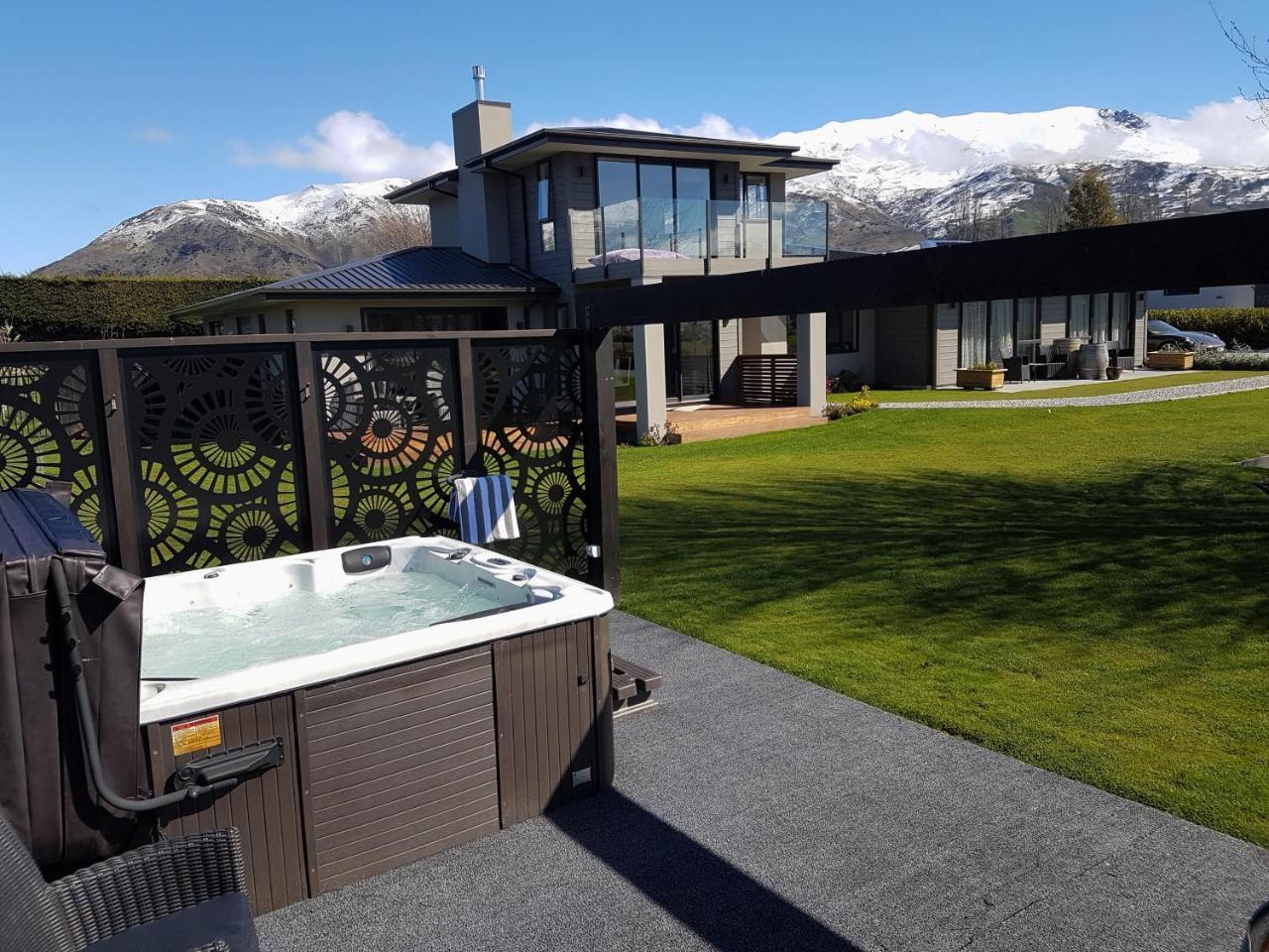 Copper Beech Wanaka - Luxury Accommodation Dış mekan fotoğraf